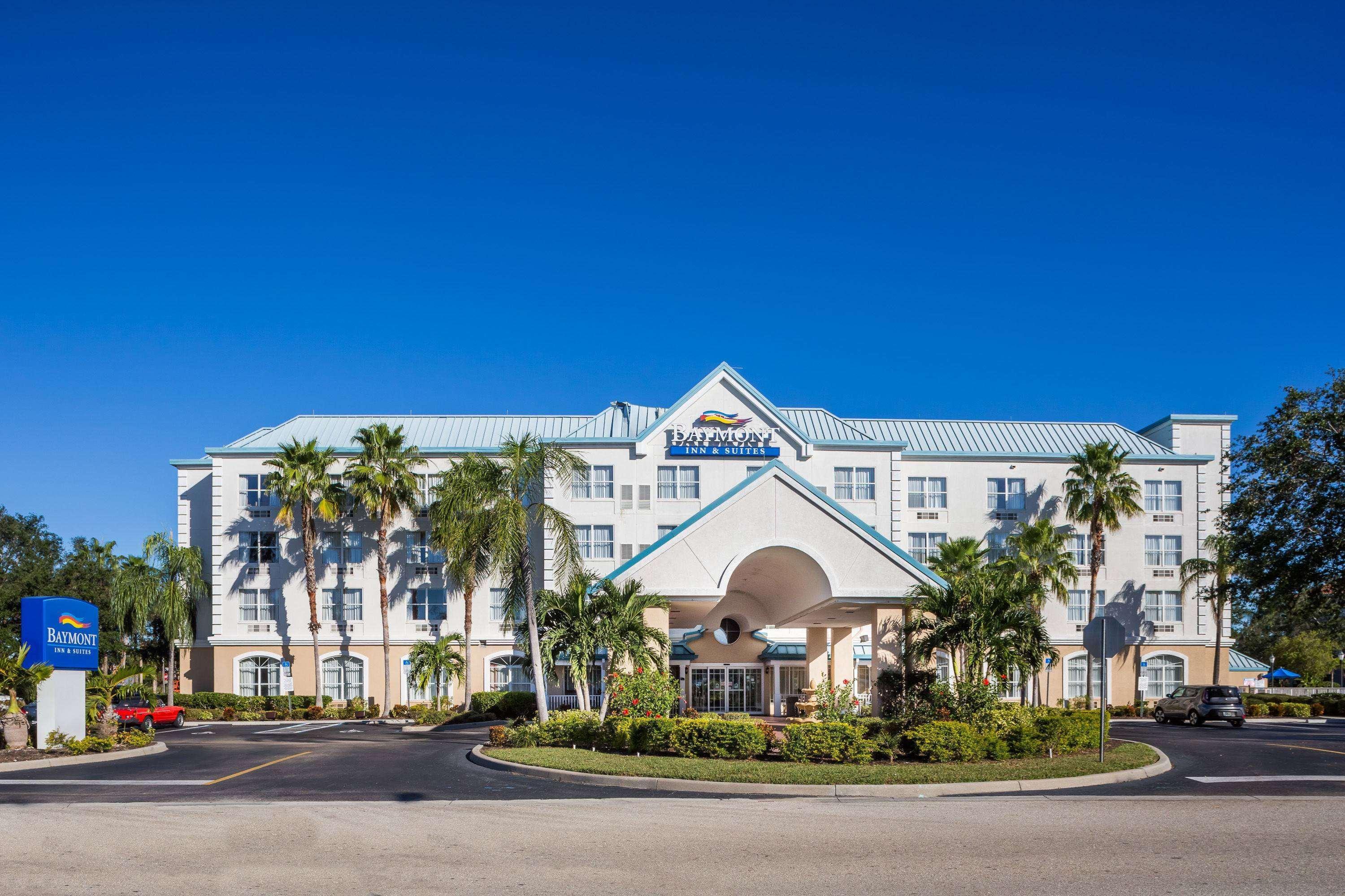 Baymont By Wyndham Fort Myers Airport Hotel Eksteriør billede