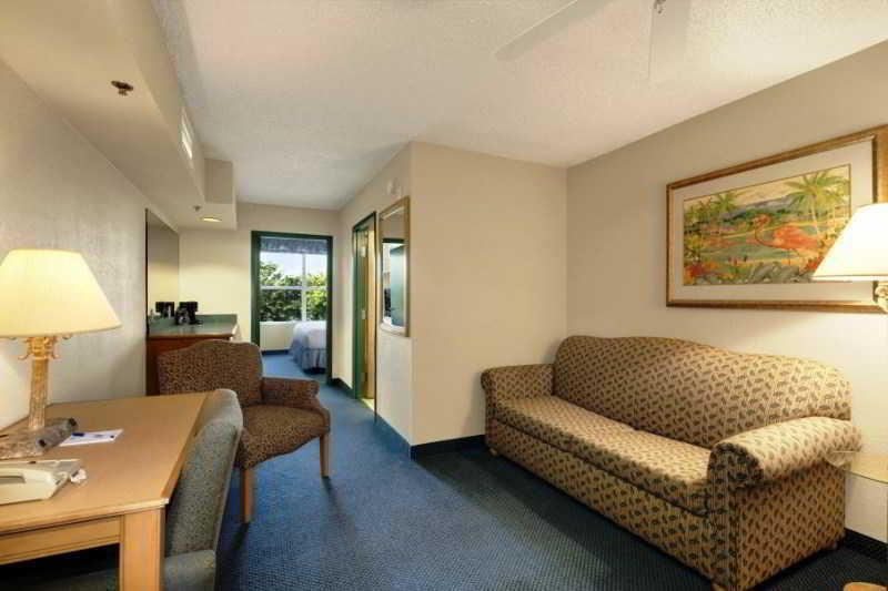 Baymont By Wyndham Fort Myers Airport Hotel Eksteriør billede